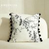 Black And White Pom-Pom
