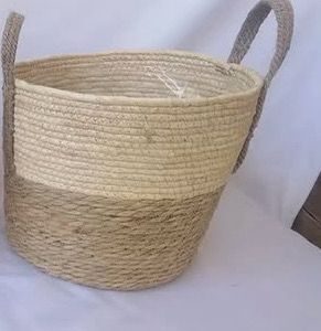 WICKER BASKET (MEDIUM)