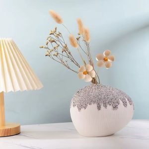SAND VASE WHITE