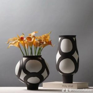 CIRCLE TURKISH VASE