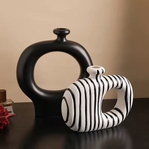 BLACK AND WHITE PAIRED VASE