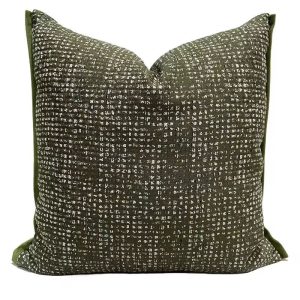 GREEN AND WHITE PLUSH