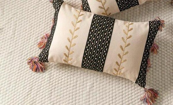 LIGHT BROWN AND GOLD FLOWER BOHO