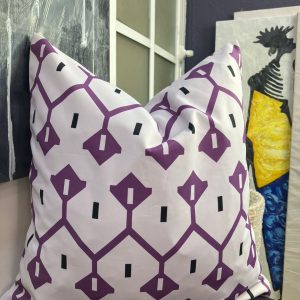 WATERPROOF  PURPLE [ WHITE AND PUPPLE PATTERN]